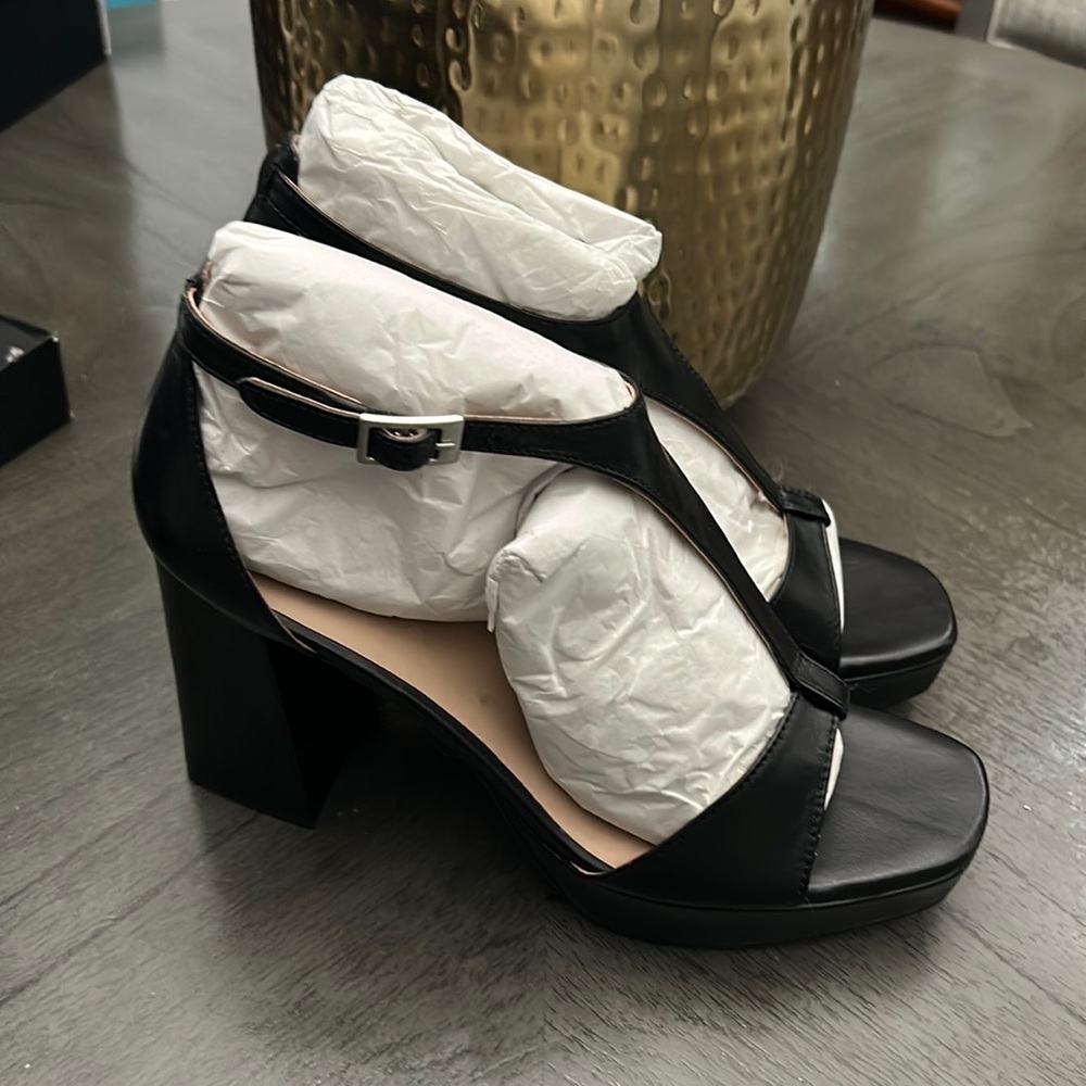 27 EDIT Naturalizer Jae Leather T-Strap Platform Dress Sandals - Picture 8 of 11